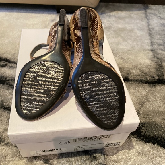 Brand new wedge Calvin Klein open toe - Picture 7 of 7